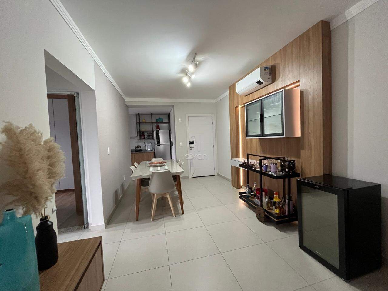 Apartamento à venda no Jaraguá Esquerdo: 