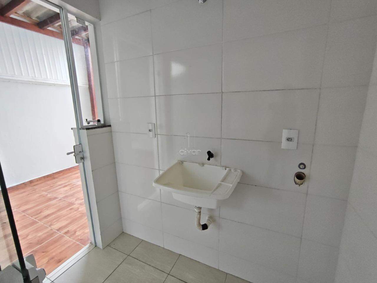 Apartamento para aluguel no Vila Lenzi: 