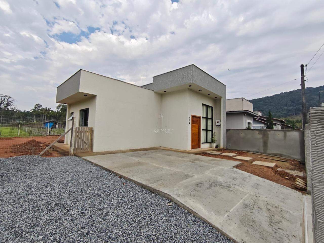 Casa à venda no Rio Cerro II: 