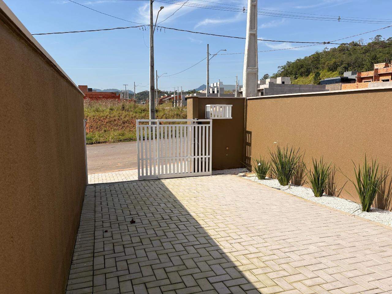Geminado à venda no Três Rios do Norte: 