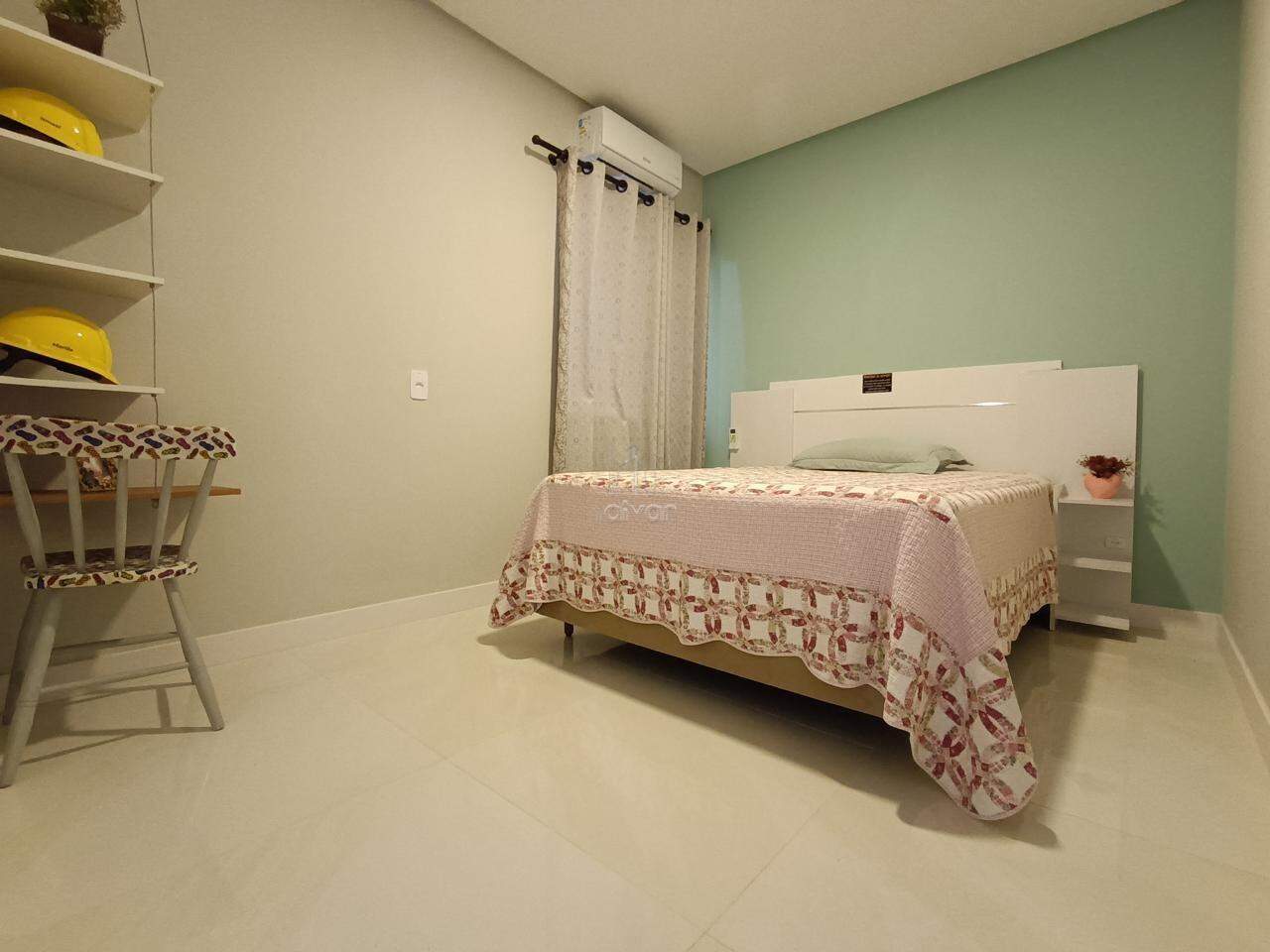 Apartamento à venda no Itajuba: 