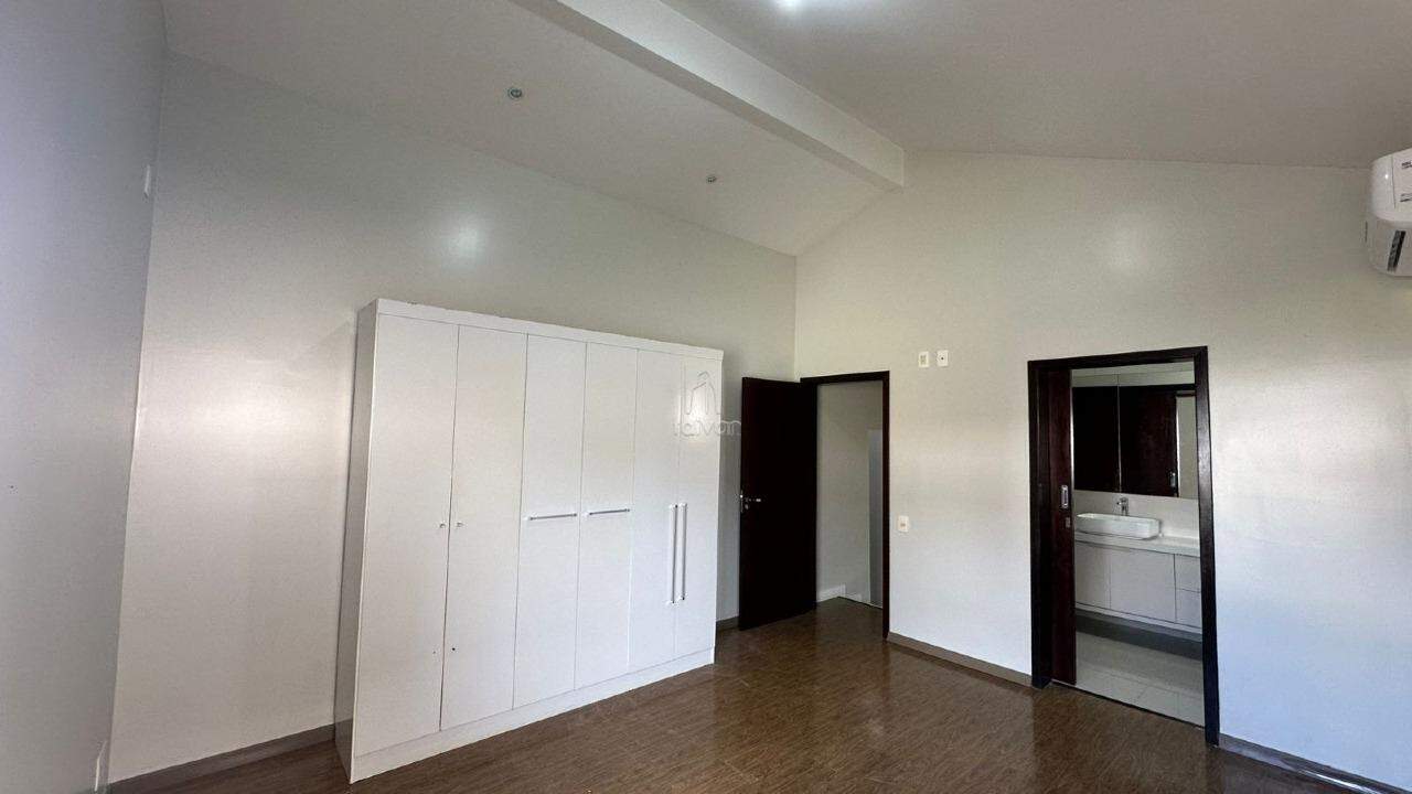 Casa para aluguel no Jaraguá 99: 