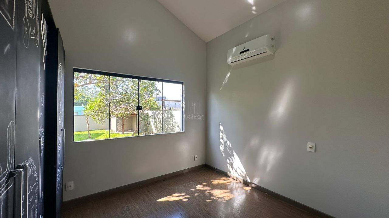 Casa para aluguel no Jaraguá 99: 