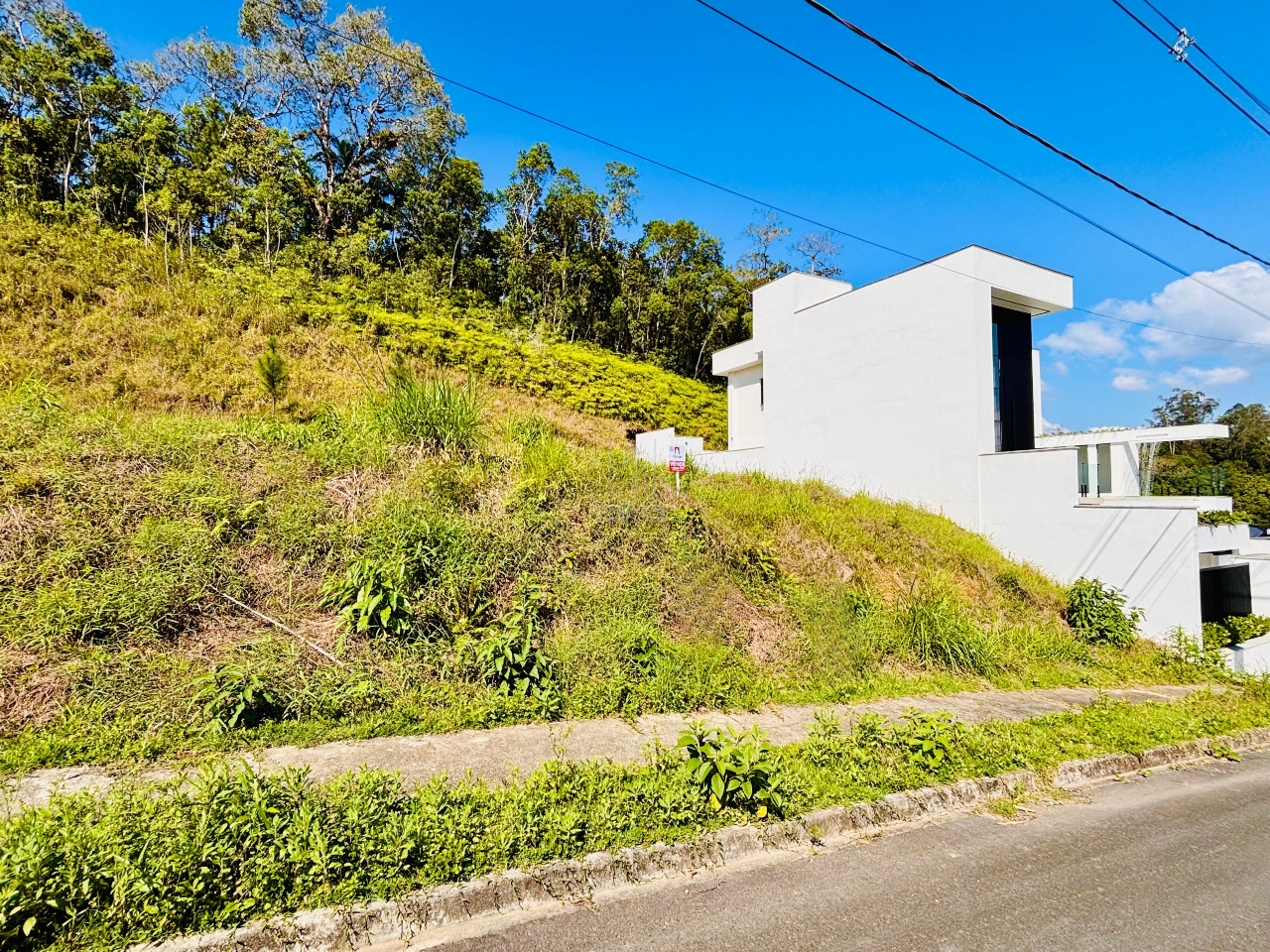 Terreno à venda no Amizade: 