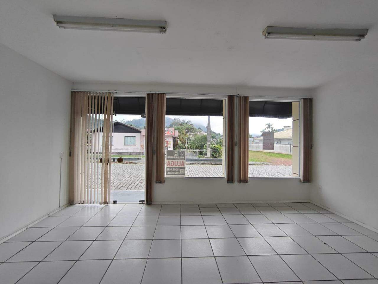 Sala Comercial para aluguel no Centro: 
