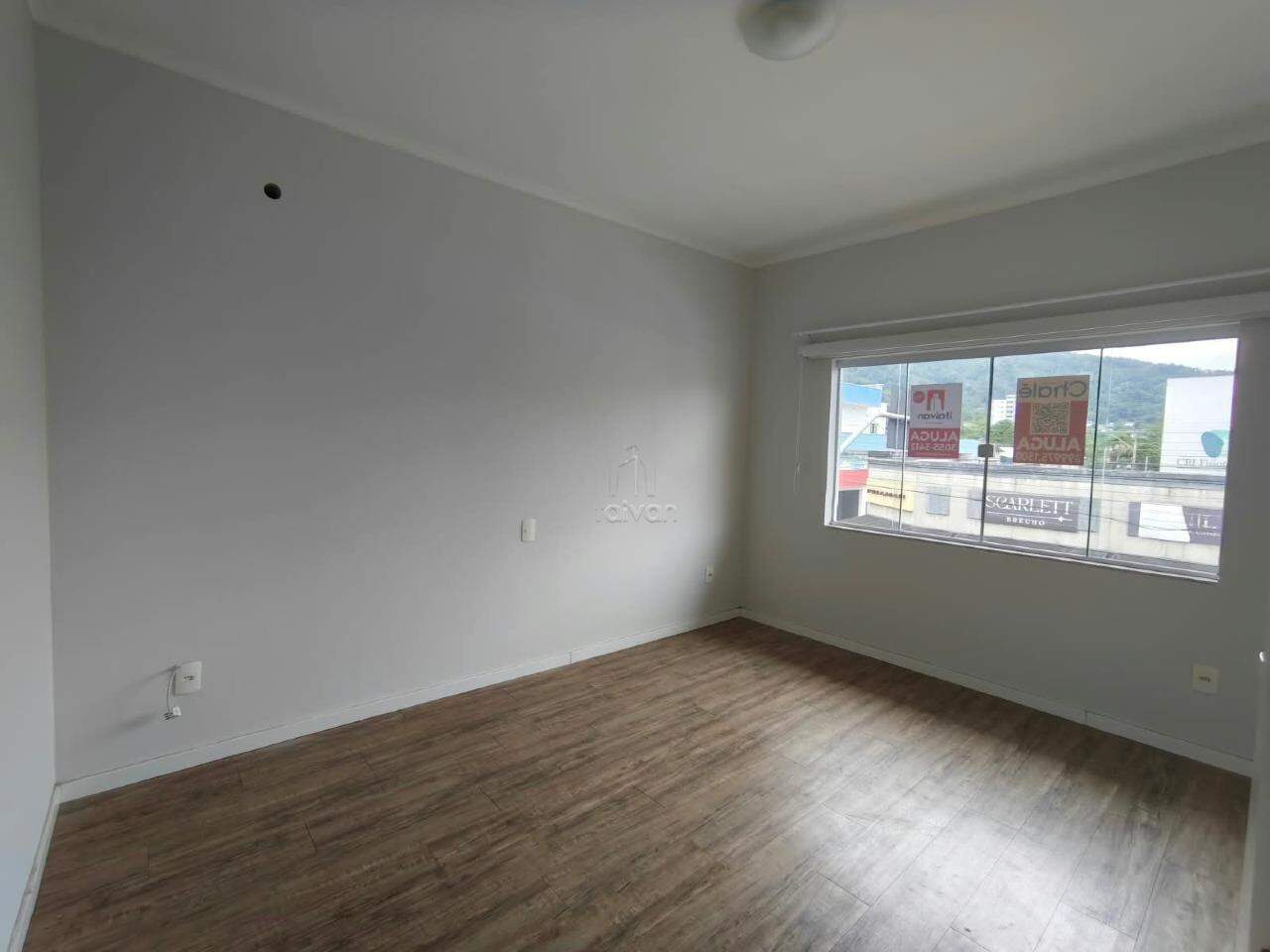 Apartamento para aluguel no Centro: 