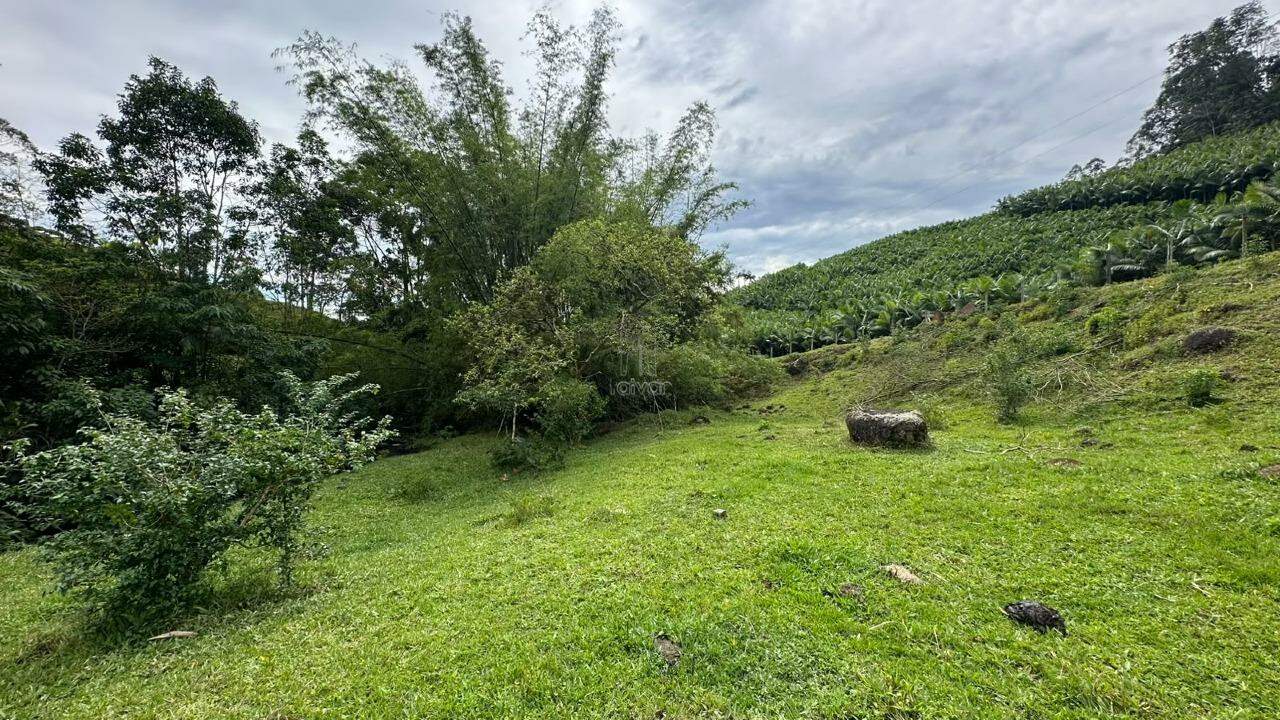 Chácara à venda no Pedra de Amolar: 