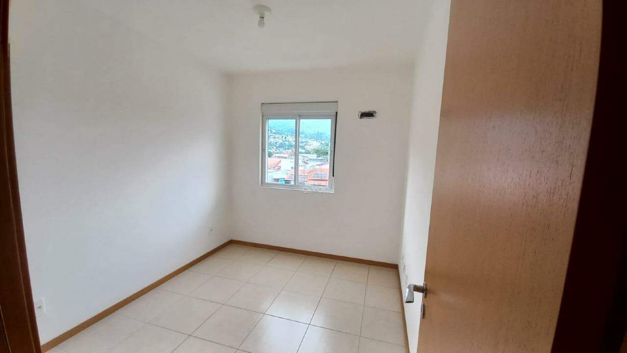 Apartamento para aluguel no Czerniewicz: 