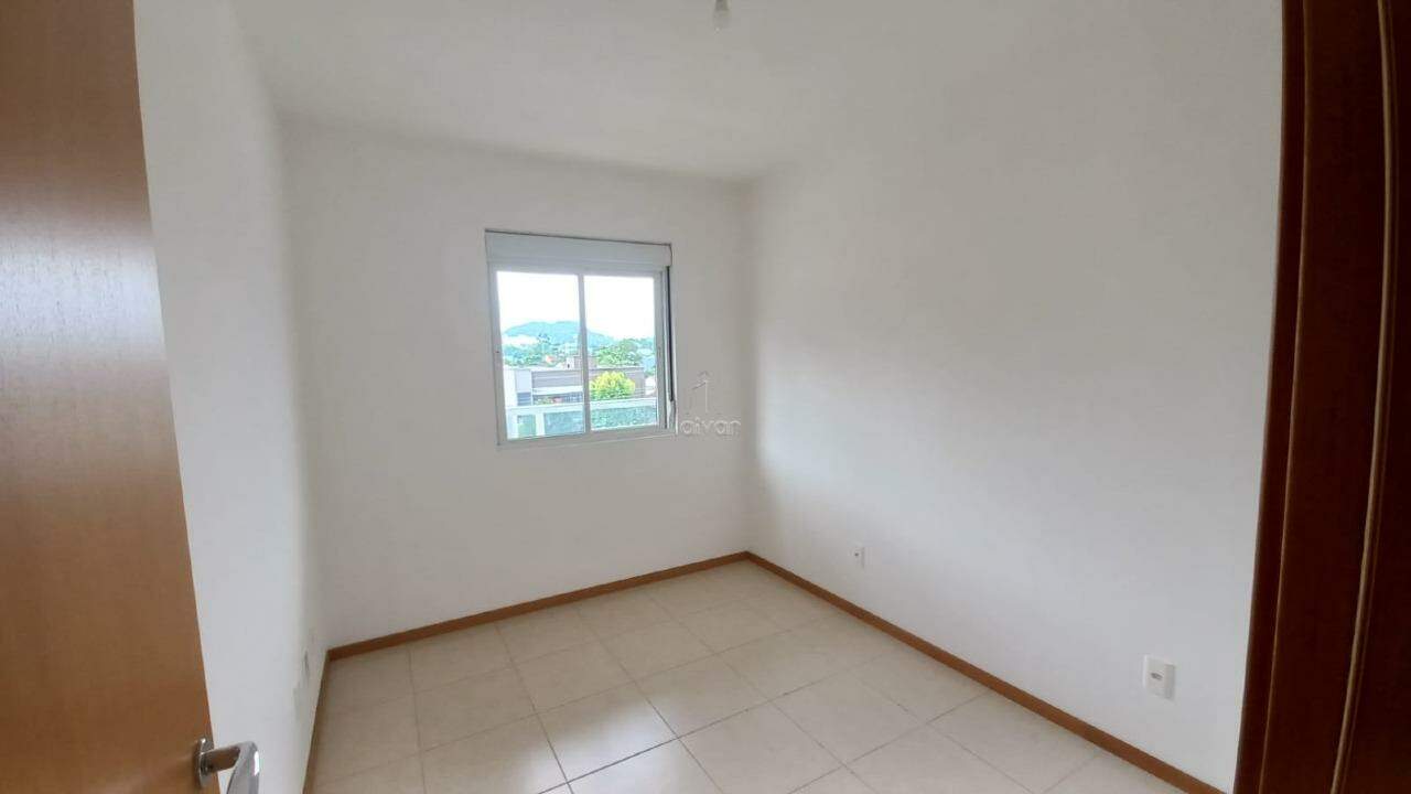 Apartamento para aluguel no Czerniewicz: 