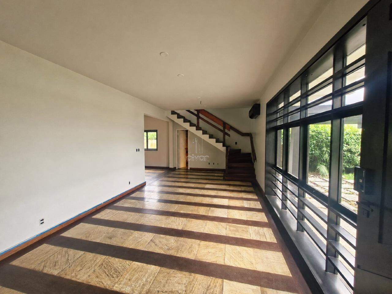 Casa comercial para aluguel no Nova Brasília: 