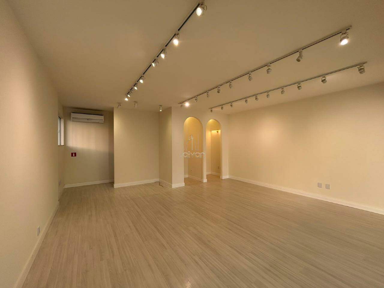 Sala Comercial para aluguel no Centro: 