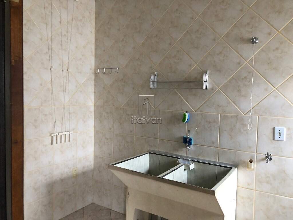 Casa para aluguel no Vila Lenzi: 
