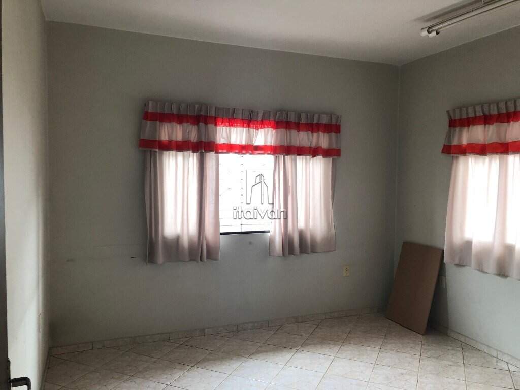 Casa para aluguel no Vila Lenzi: 