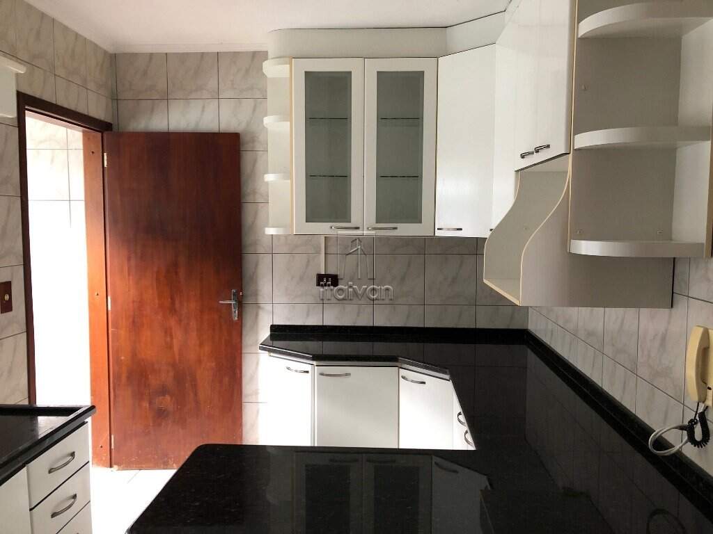 Apartamento para aluguel no Vila Baependi: 