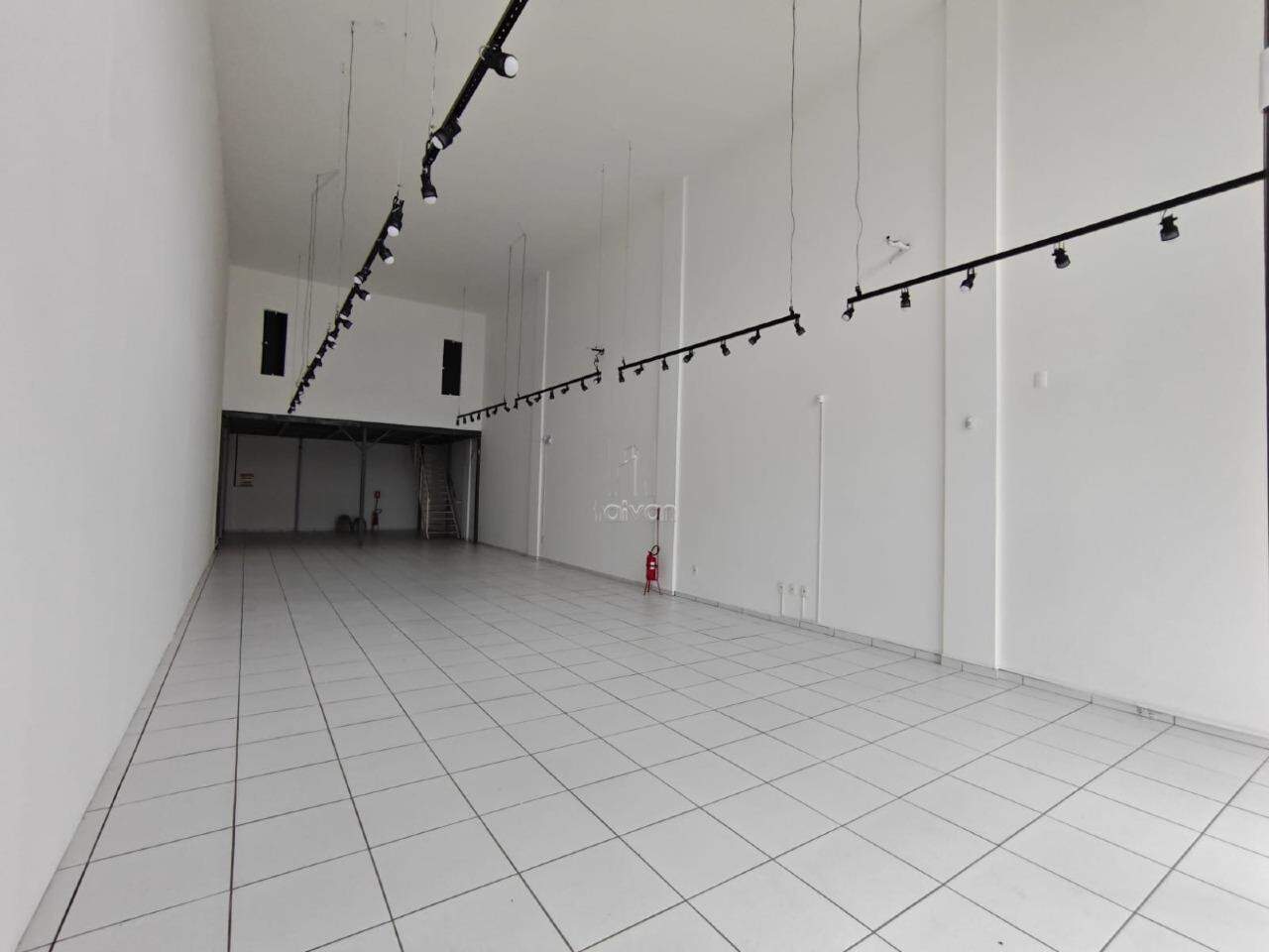 Sala Comercial para aluguel no Centro: 