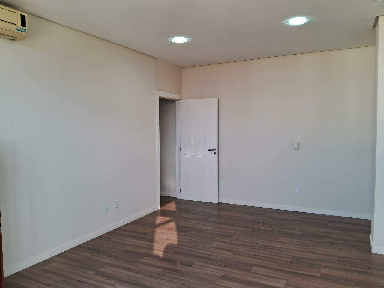 Sala Comercial para aluguel no Centro: 