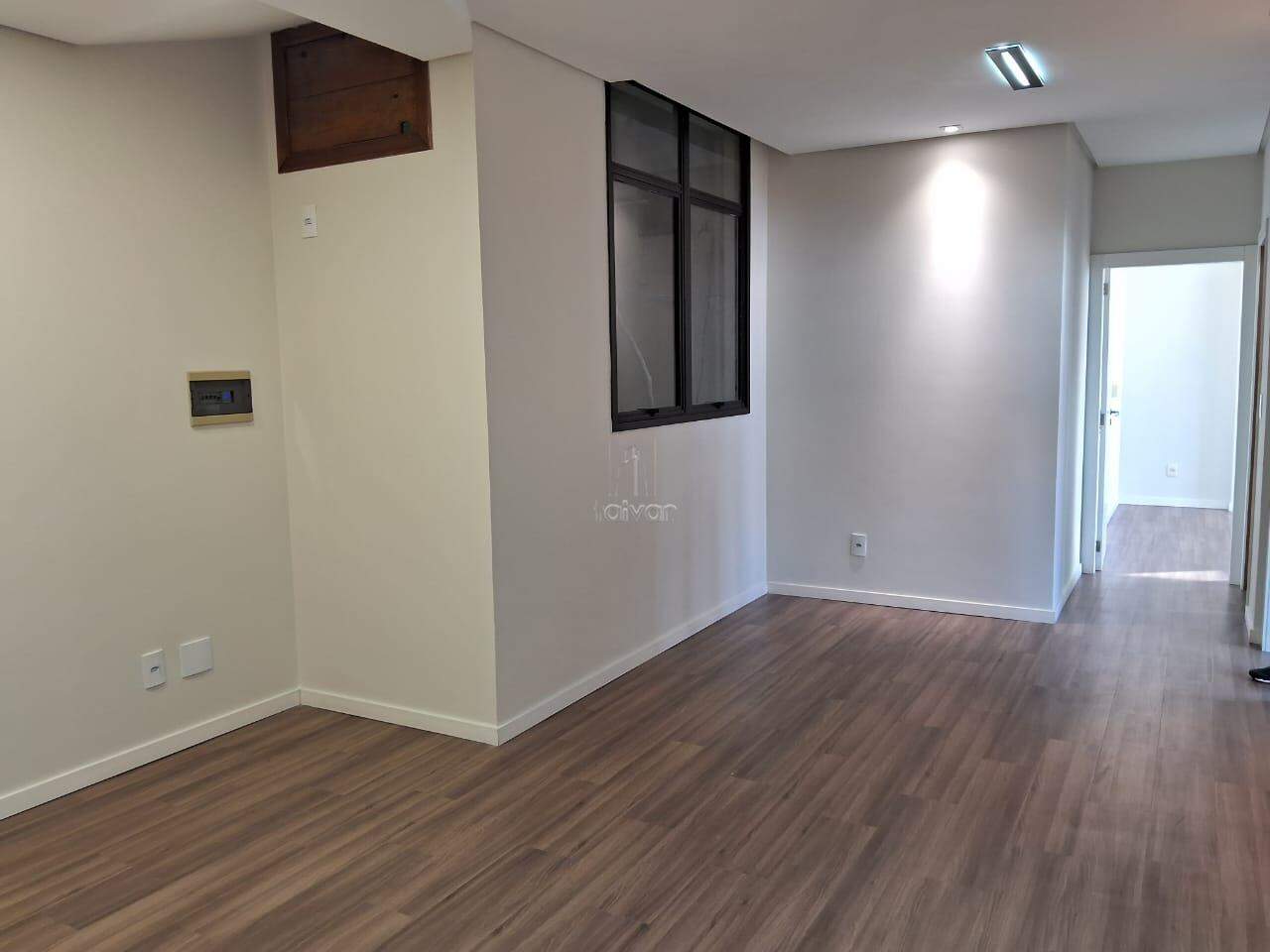 Sala Comercial para aluguel no Centro: 