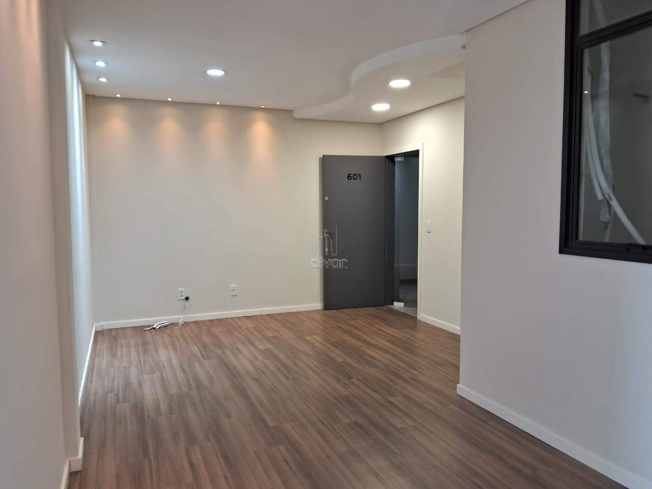 Sala Comercial para aluguel no Centro: 