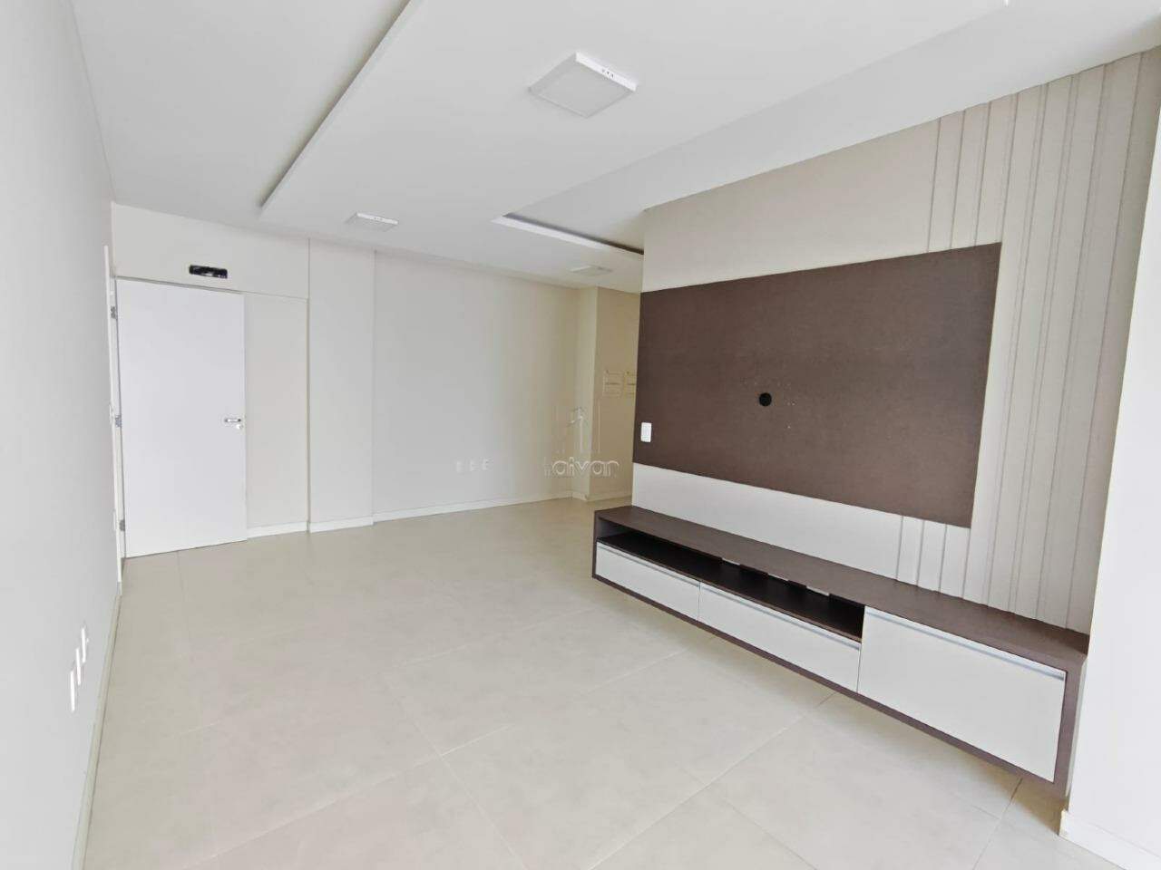 Apartamento para aluguel no Centenário: 