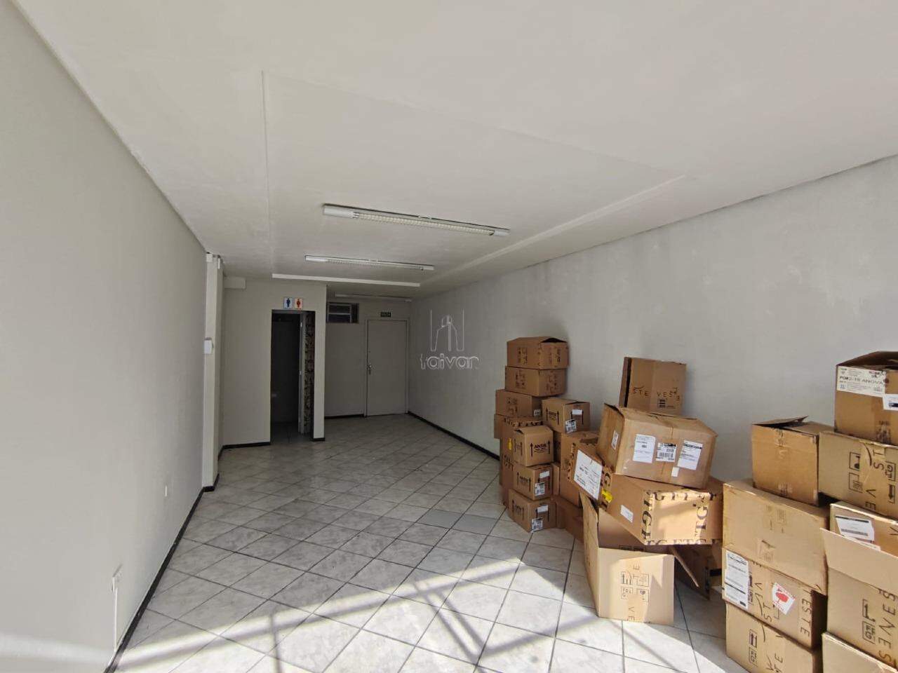 Sala Comercial para aluguel no Centro: 