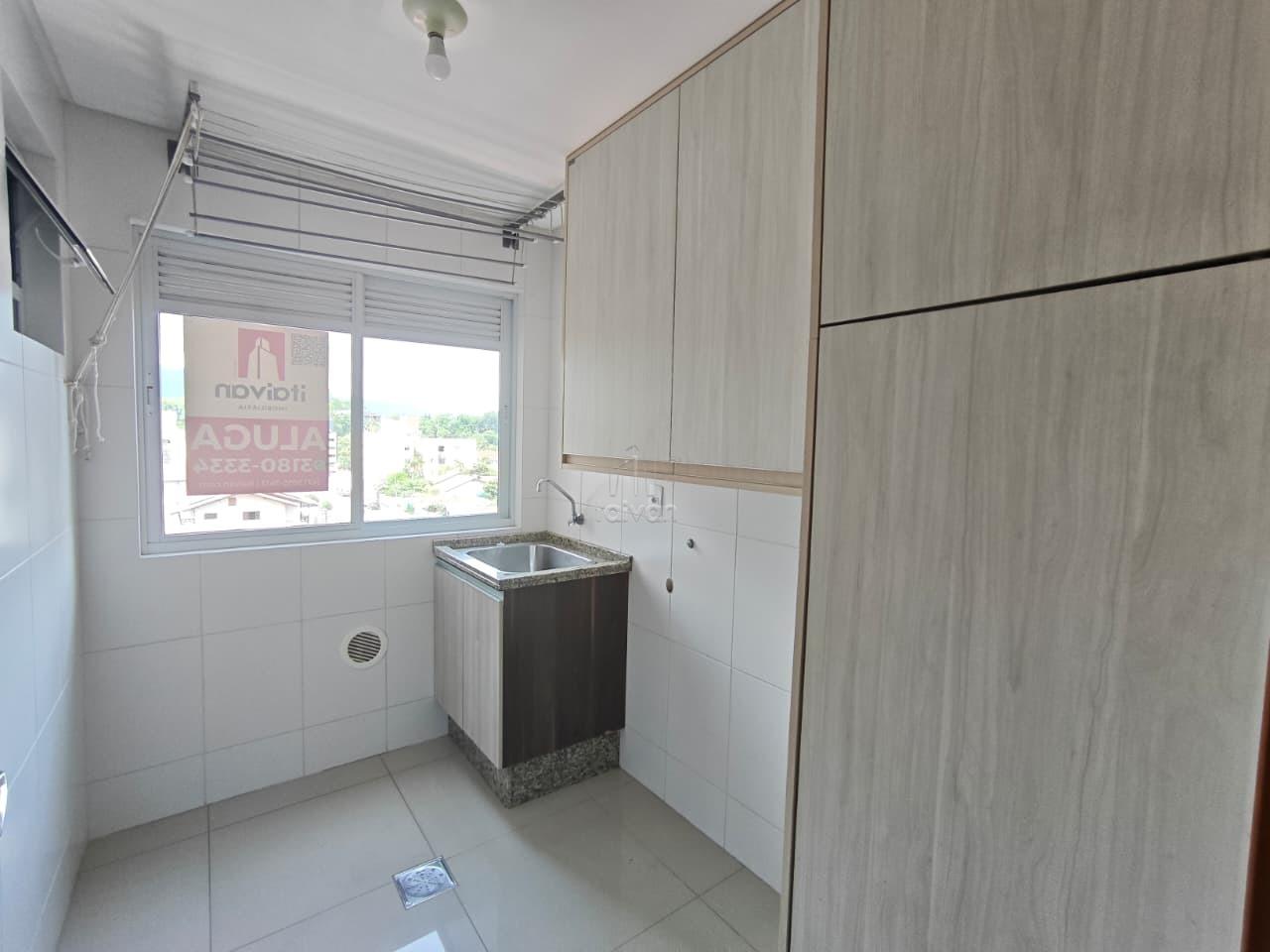 Apartamento para aluguel no Czerniewicz: 