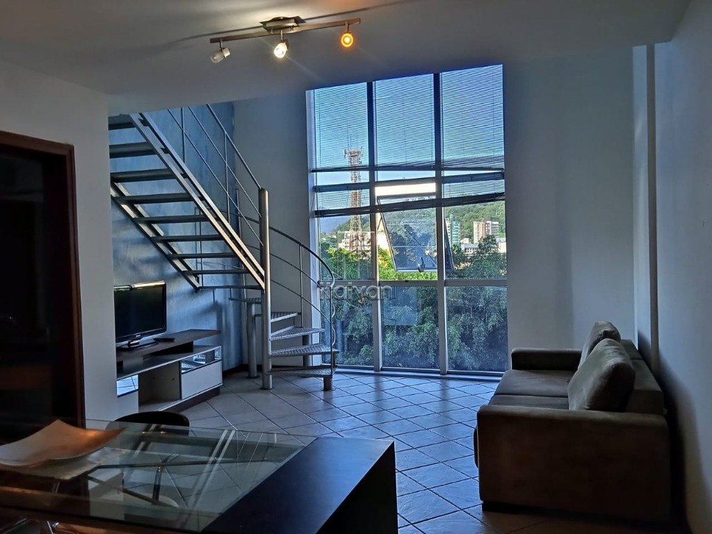 Apartamento para aluguel no Czerniewicz: 