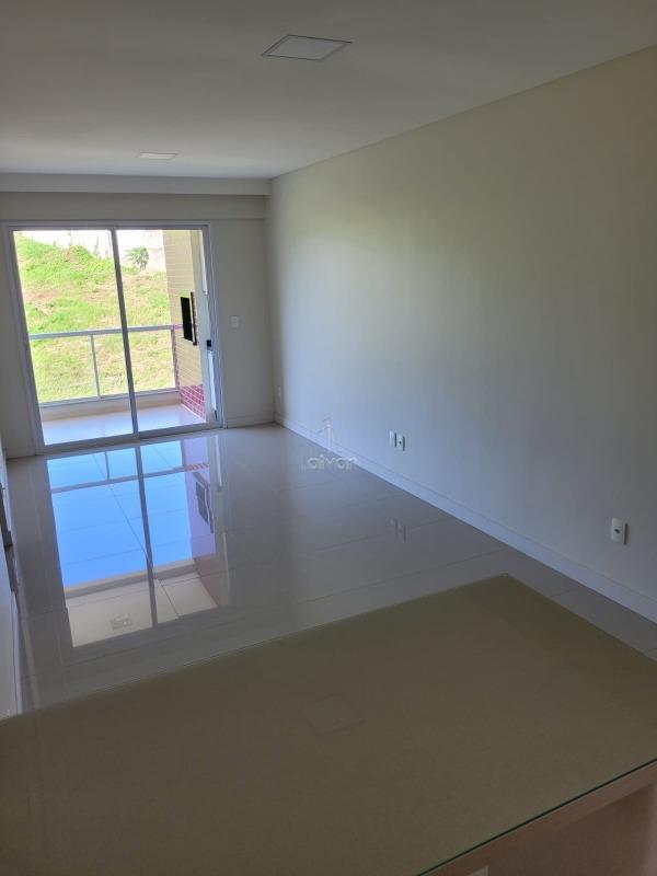 Apartamento para aluguel no Jaraguá Esquerdo: 