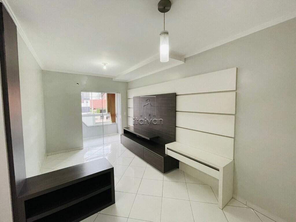 Apartamento para aluguel no Jaraguá Esquerdo: 
