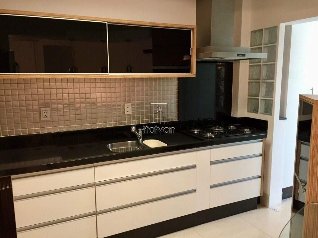 Apartamento para aluguel no Centro: 