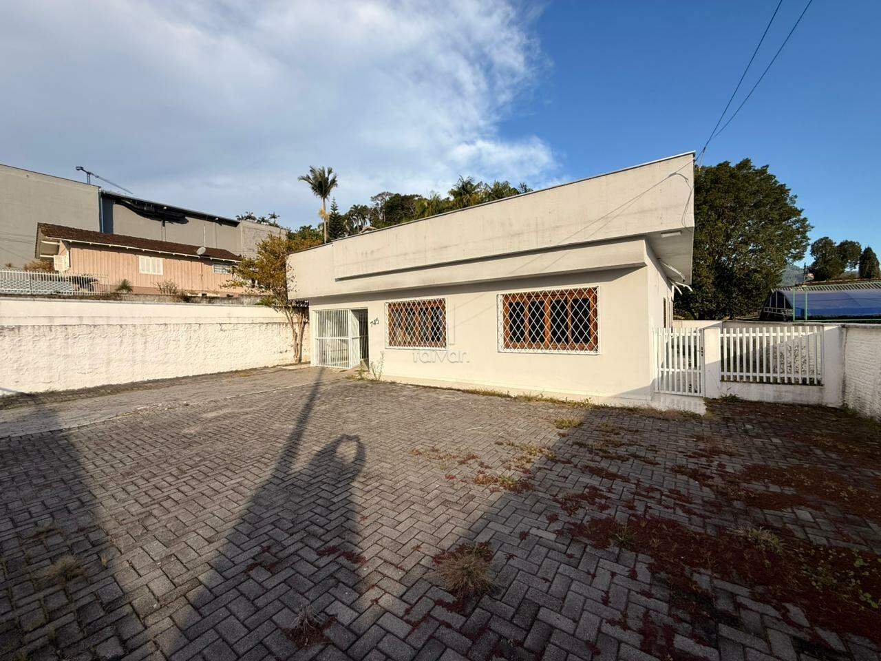 Casa comercial para aluguel no Nova Brasília: 
