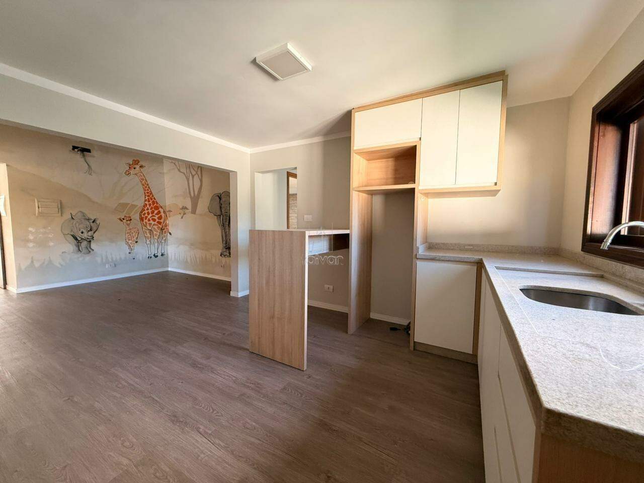 Casa comercial para aluguel no Nova Brasília: 