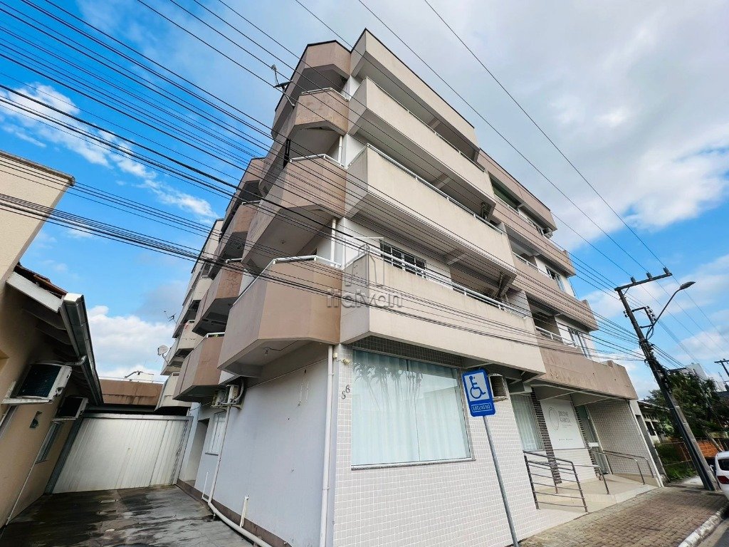 Apartamento para aluguel no Centro: 