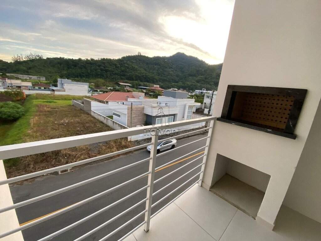 Apartamento para aluguel no Barra do Rio Cerro: 