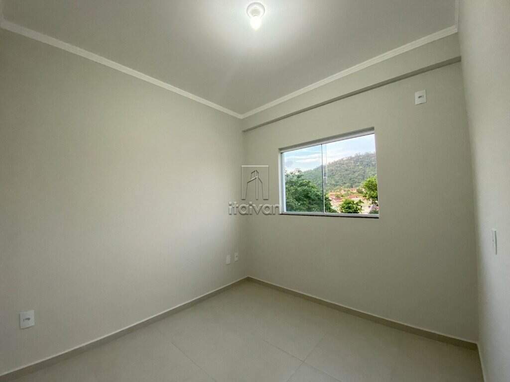 Apartamento para aluguel no Barra do Rio Cerro: 