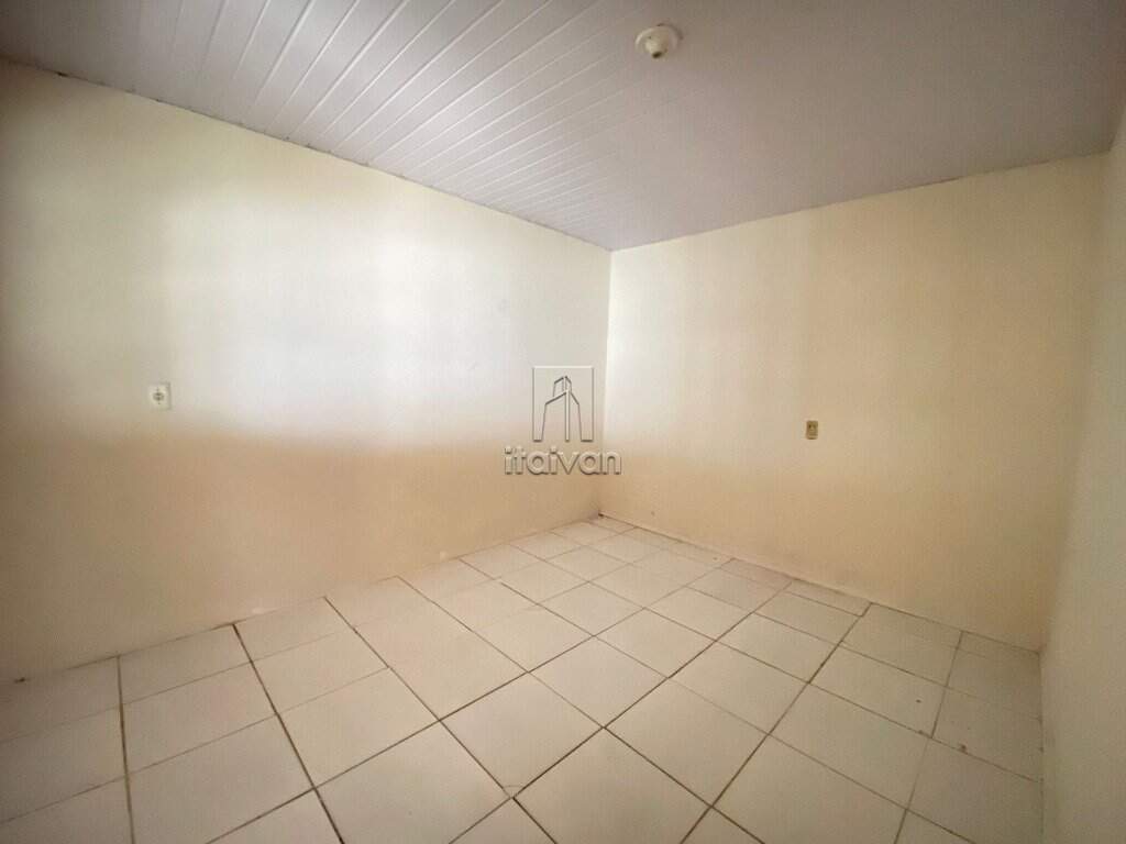 Casa para aluguel no Nereu Ramos: 