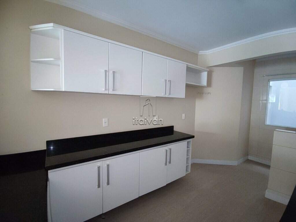 Apartamento para aluguel no Czerniewicz: 