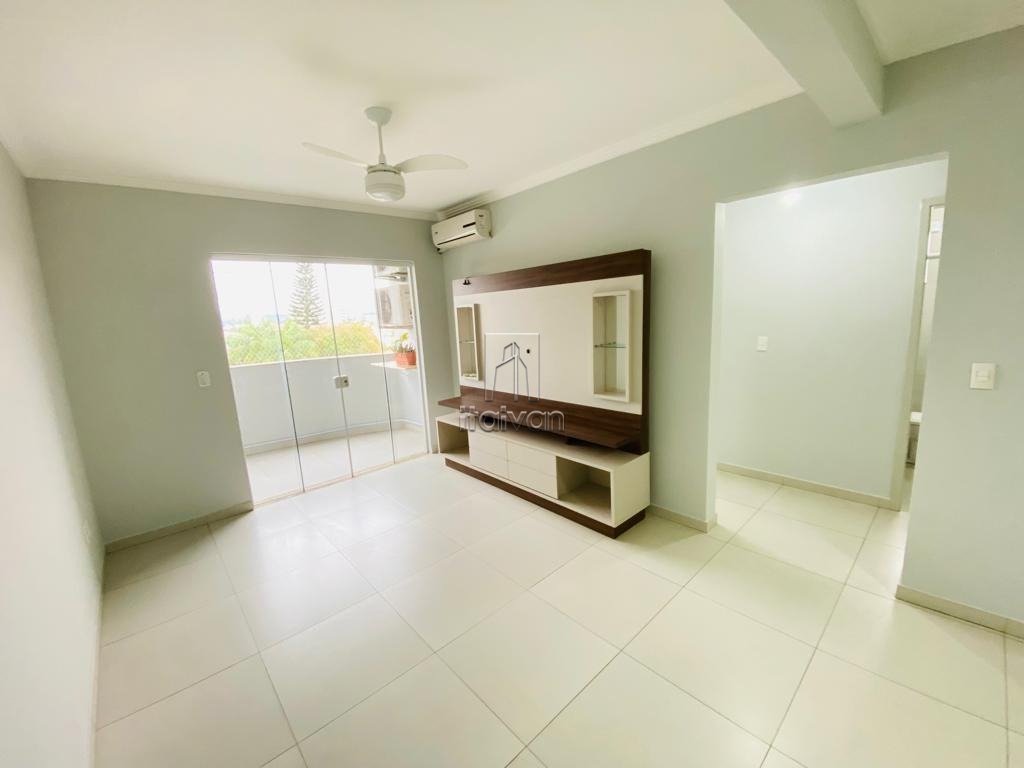 Apartamento para aluguel no Czerniewicz: 