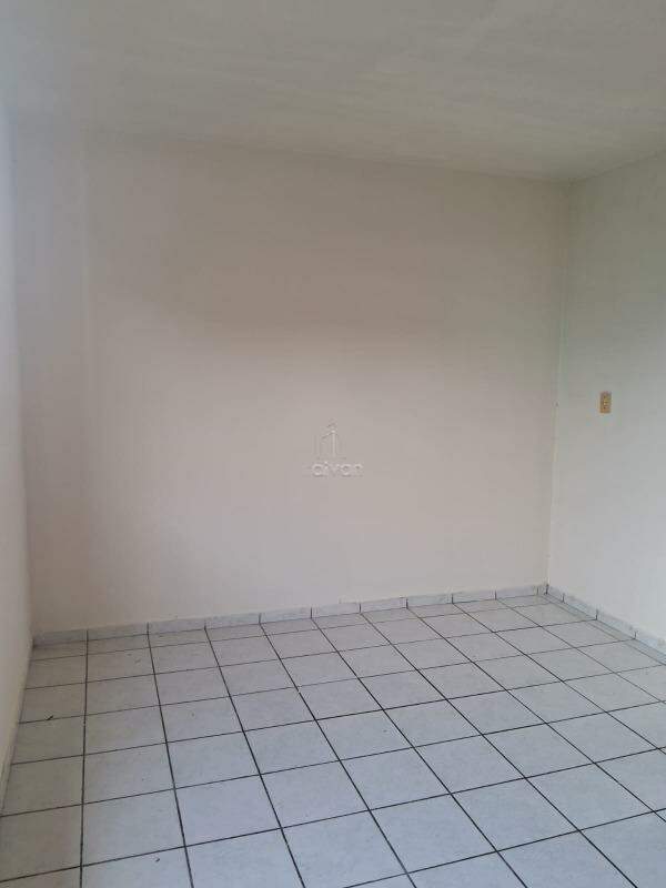 Apartamento para aluguel no Rau: 