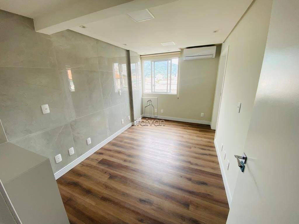 Sala Comercial para aluguel no Centro: 