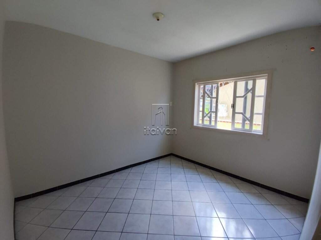 Casa para aluguel no Estrada Nova: 