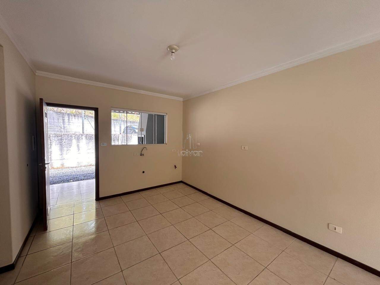 Casa para aluguel no Chico de Paulo: 