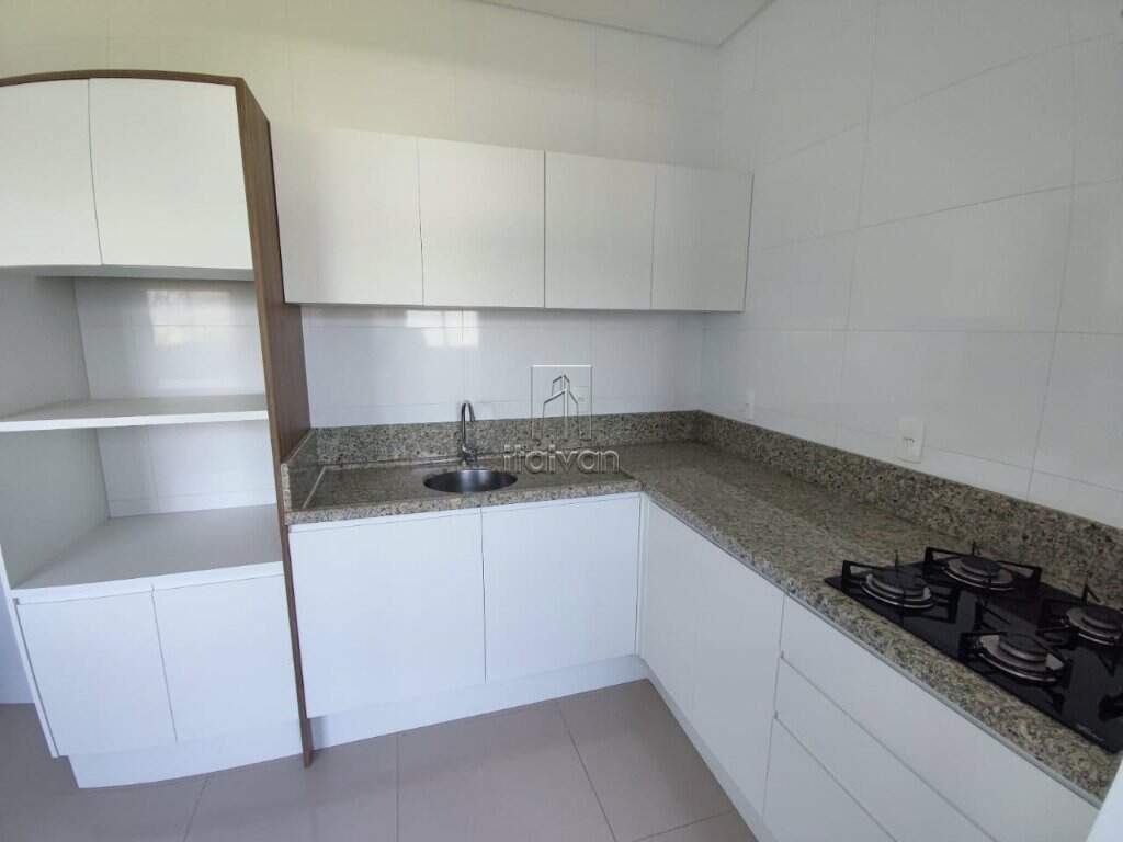 Apartamento para aluguel no Jaraguá Esquerdo: 