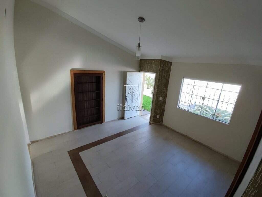Casa para aluguel no Amizade: 
