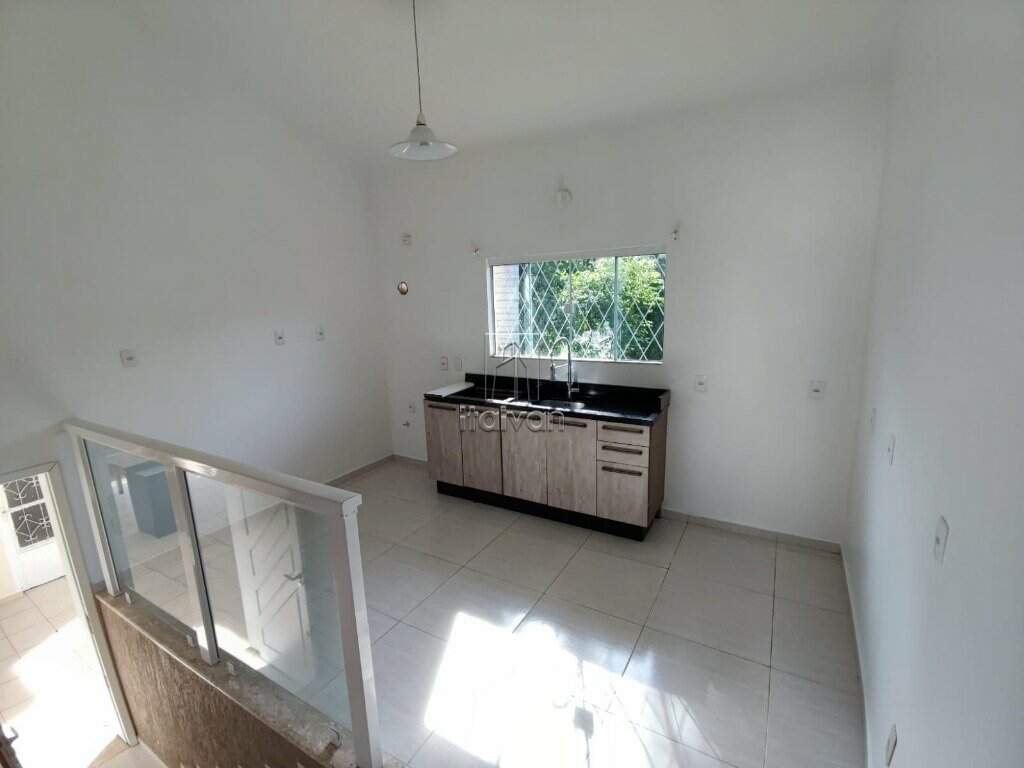 Casa para aluguel no Amizade: 