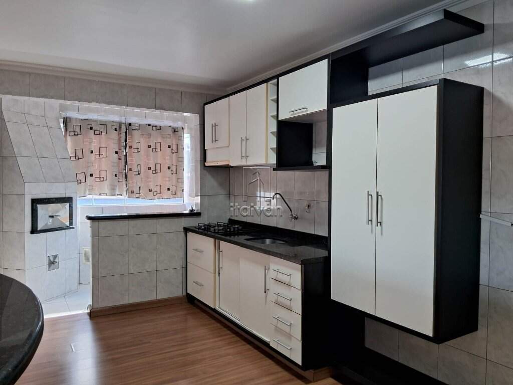 Apartamento para aluguel no Czerniewicz: 