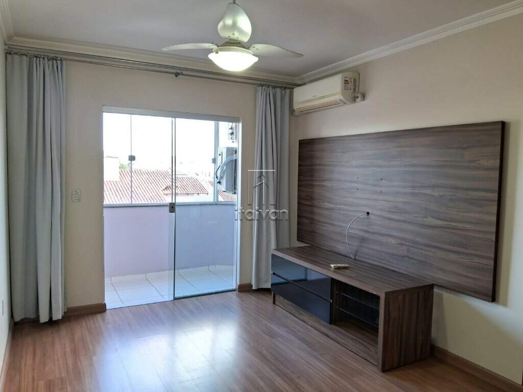 Apartamento para aluguel no Czerniewicz: 