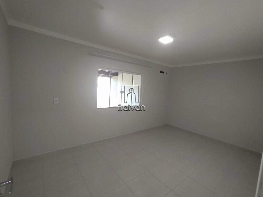 Casa para aluguel no Jaraguá Esquerdo: 