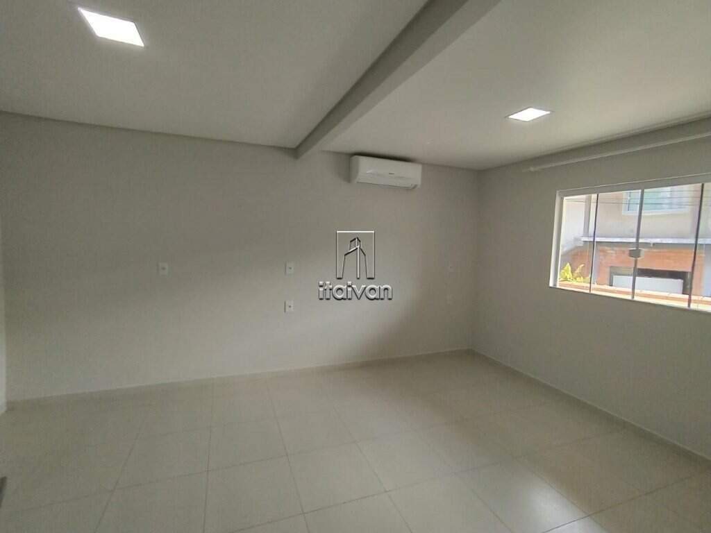 Casa para aluguel no Jaraguá Esquerdo: 