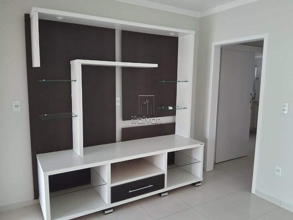 Casa para aluguel no Jaraguá Esquerdo: 