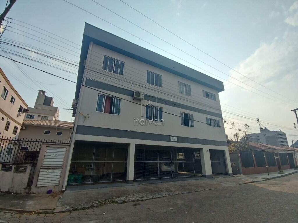Apartamento para aluguel no Czerniewicz: 